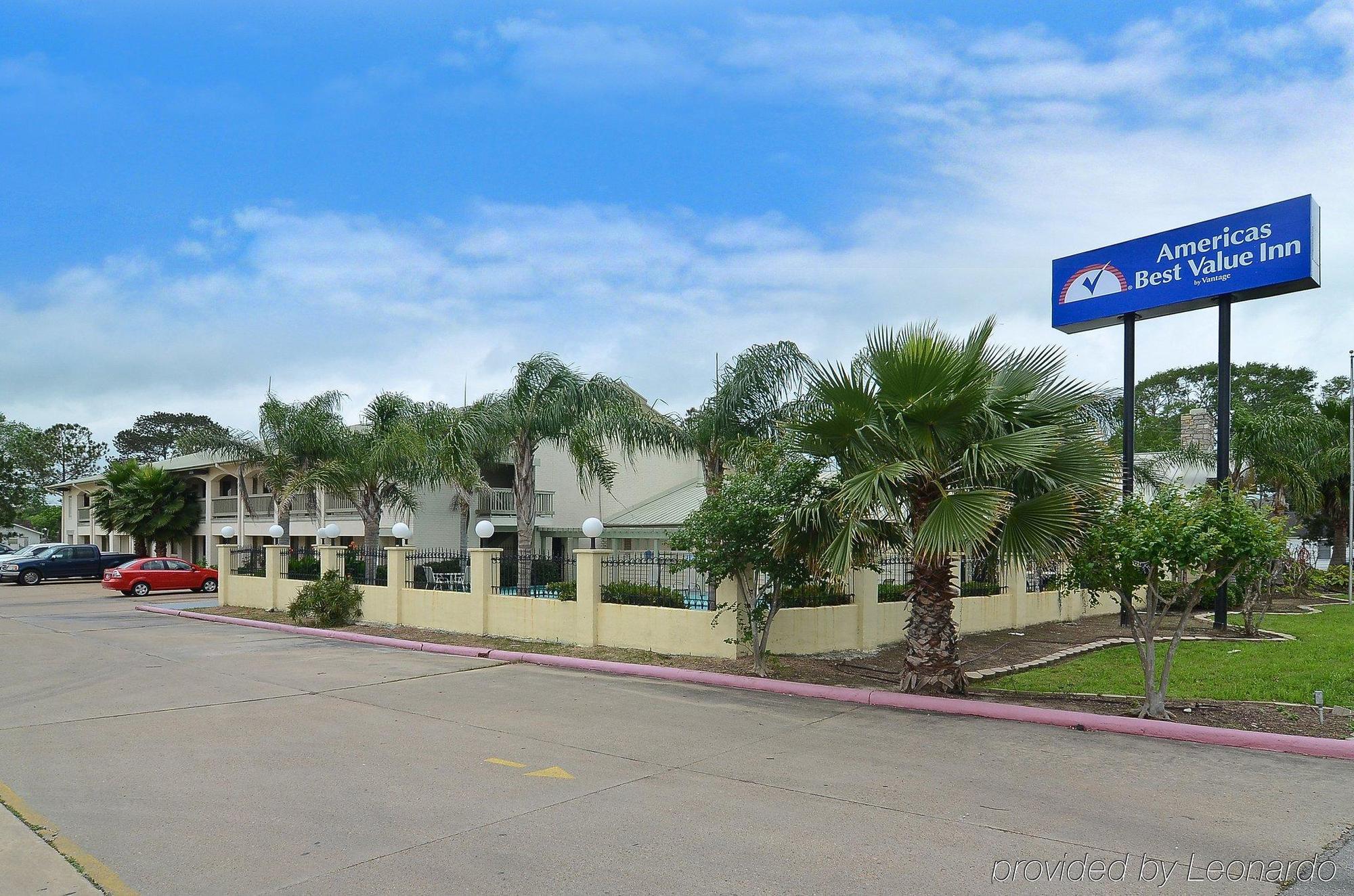Americas Best Value Inn West Columbia מראה חיצוני תמונה