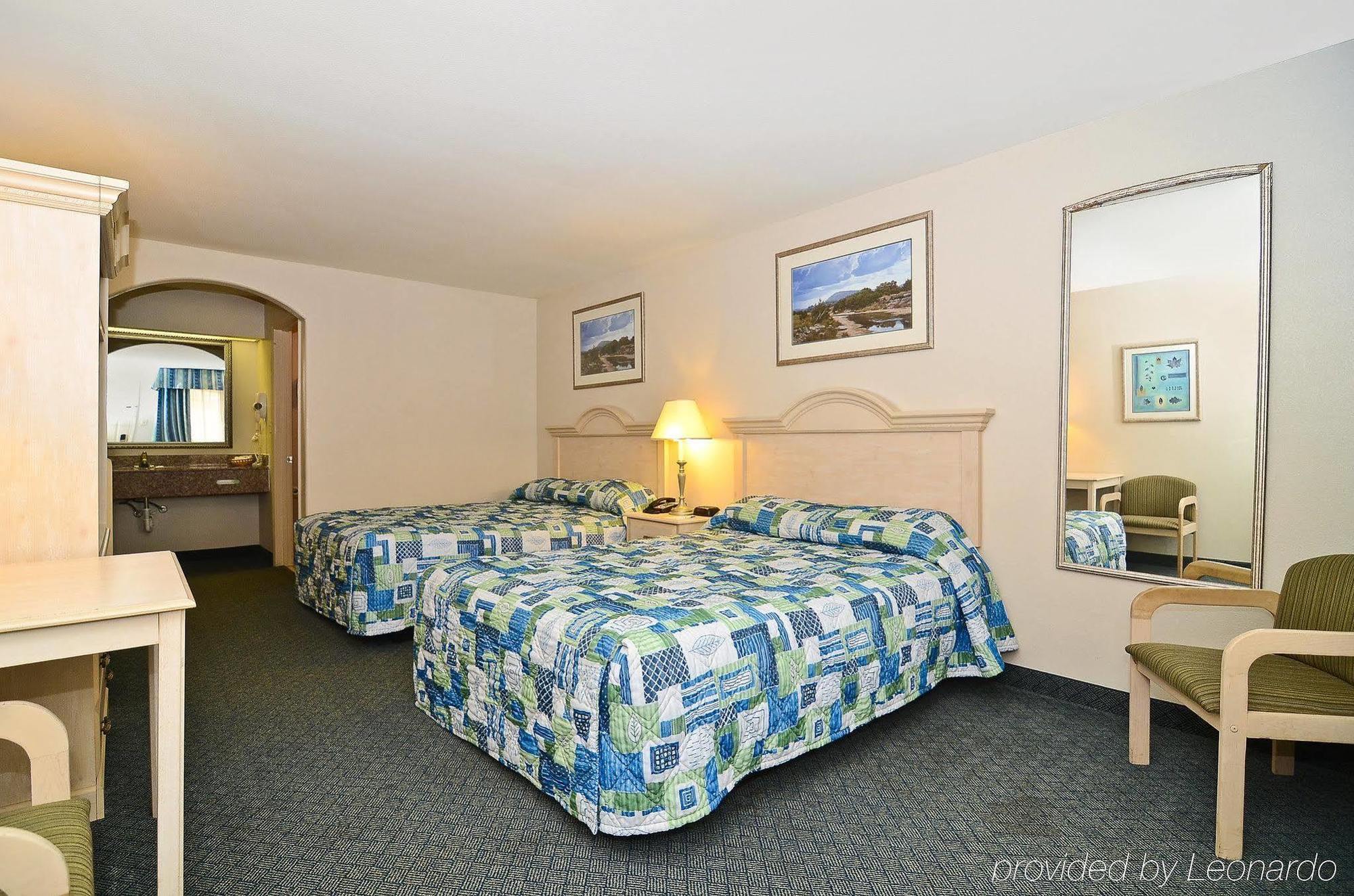 Americas Best Value Inn West Columbia חדר תמונה
