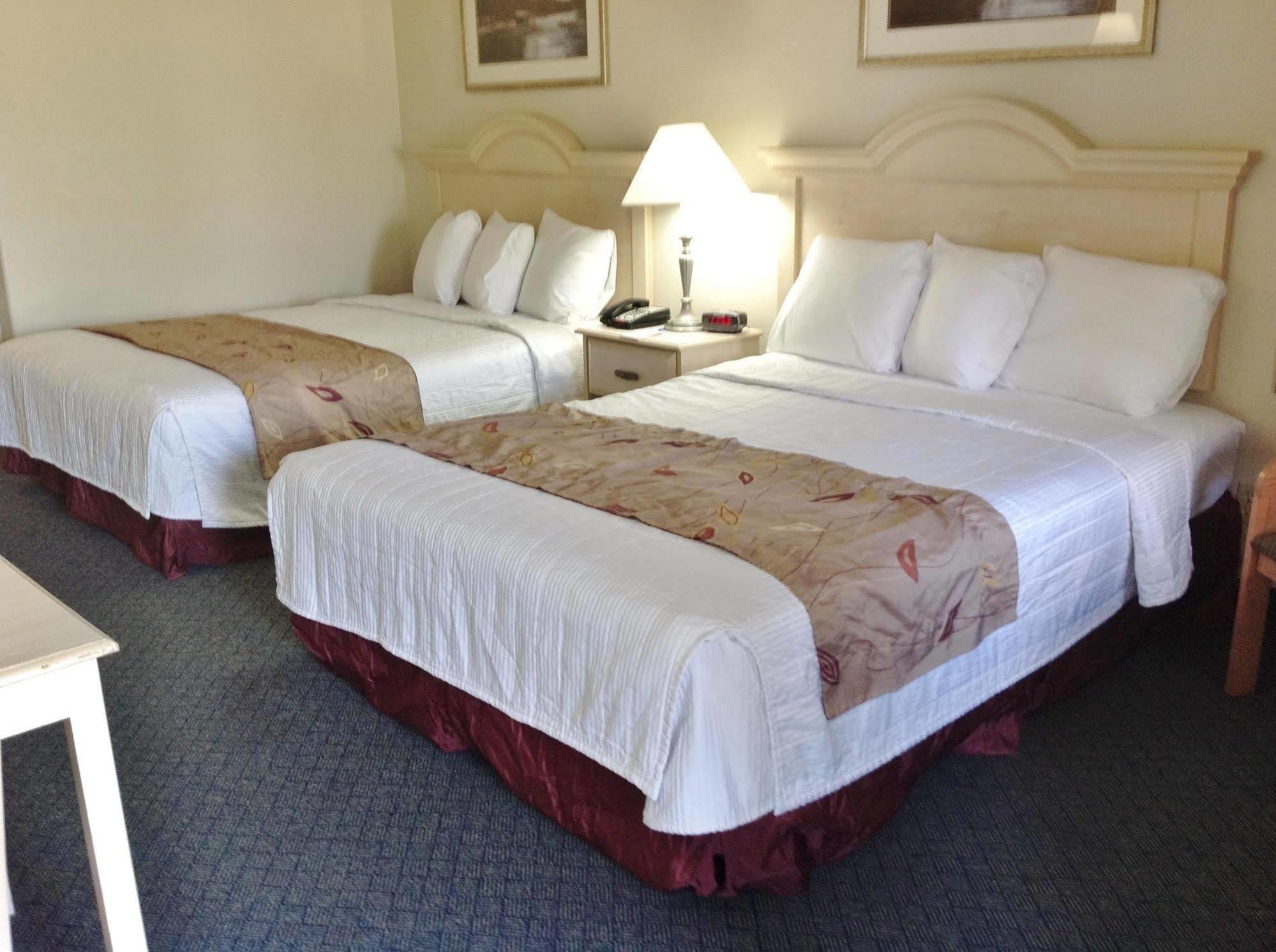 Americas Best Value Inn West Columbia מראה חיצוני תמונה