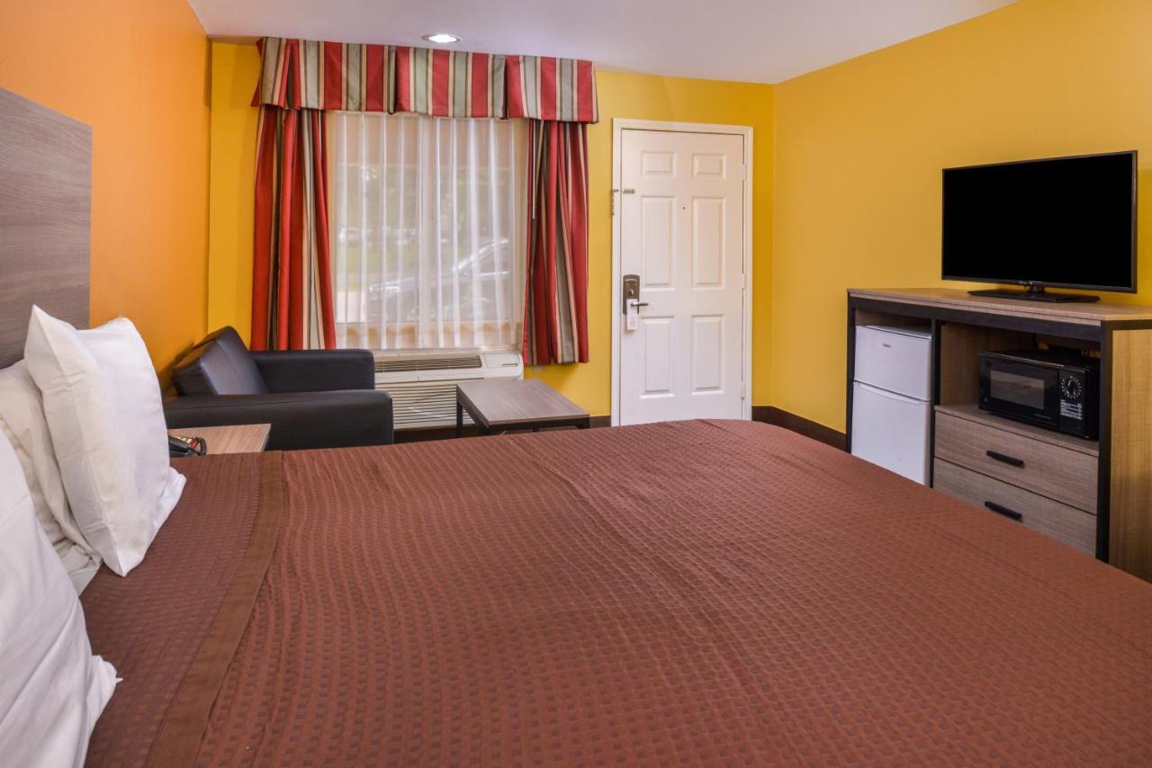Americas Best Value Inn West Columbia מראה חיצוני תמונה